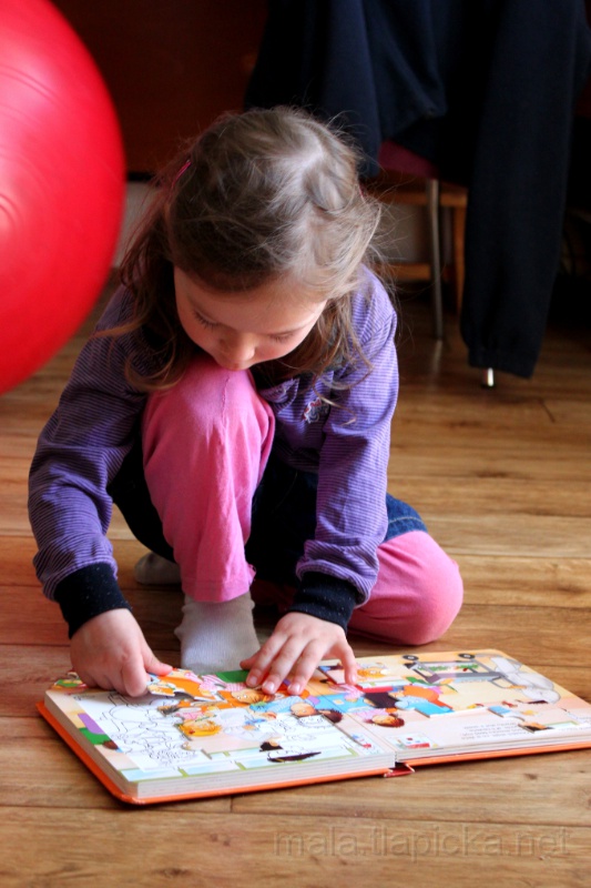 2011-05-11_10-32_M-furt-sklada-puzzle.jpg - Markétka miluje puzzle